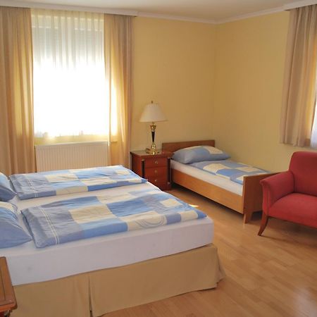 Hotel Zachs Sankt Margarethen im Burgenland Luaran gambar