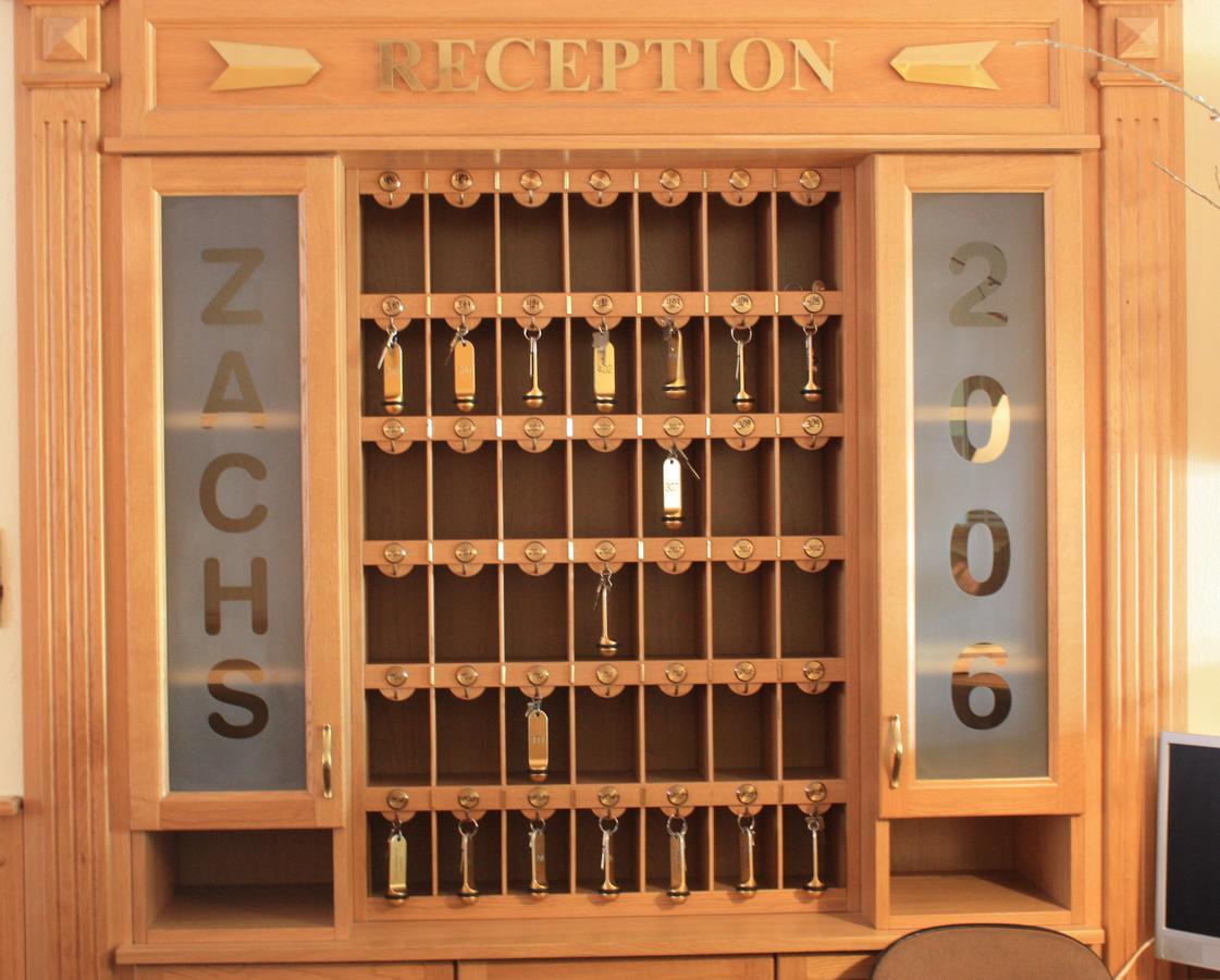 Hotel Zachs Sankt Margarethen im Burgenland Luaran gambar