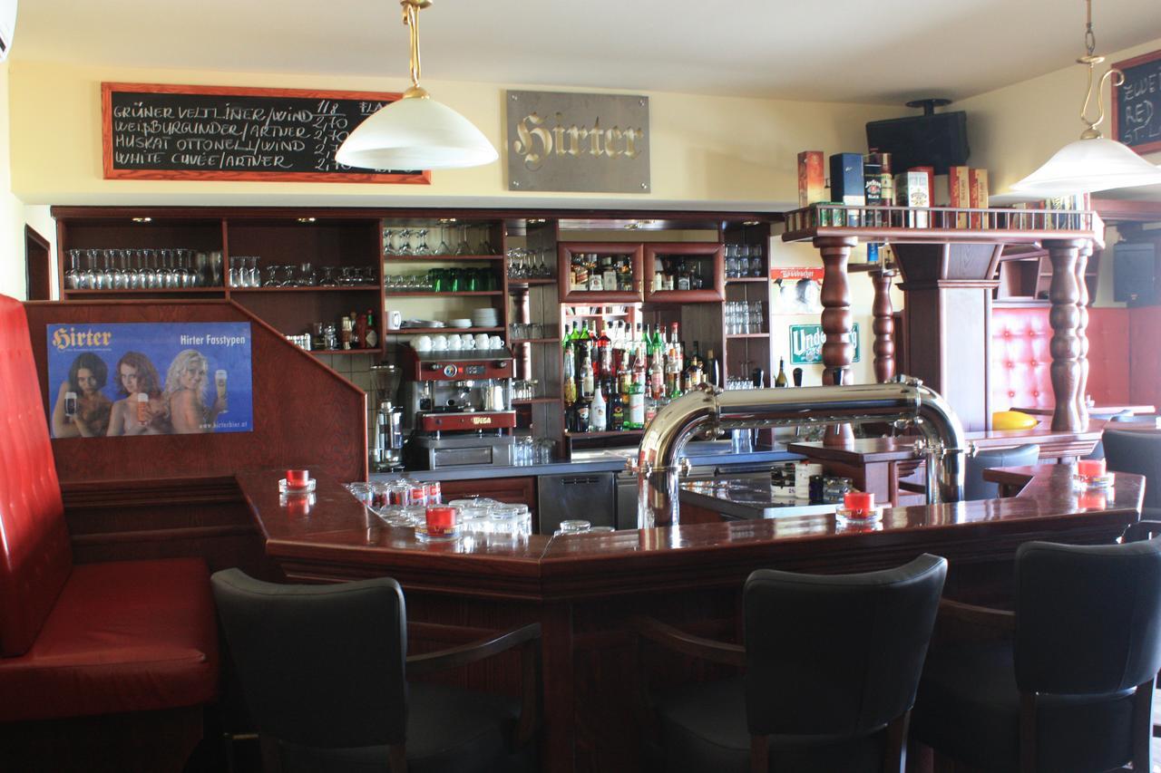 Hotel Zachs Sankt Margarethen im Burgenland Luaran gambar